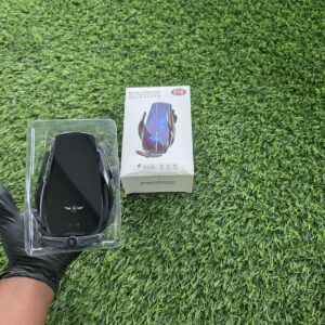 Wireless Smart Charger & Phone Holder – Fast Charging Car Mount in Nairobi, Kenya